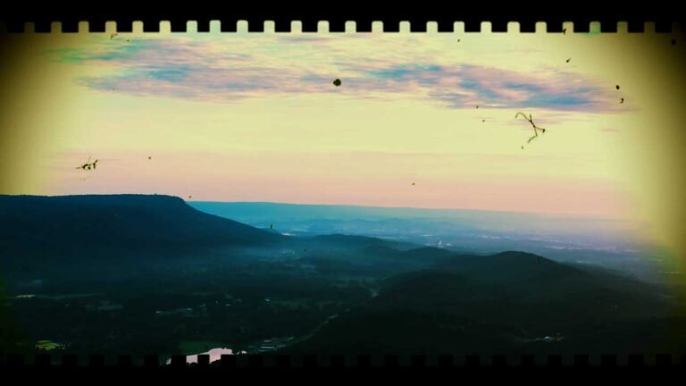 10 Free Old Film Overlays Pack for your videos.